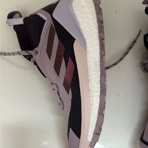 Adidas Women's Black and Purple Sneakers brand new women’s 8.5 or 7 for men